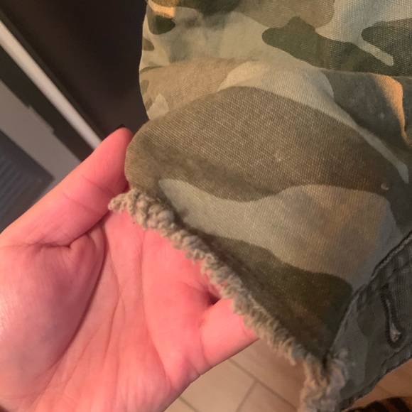 Aero cropped army jacket super cute! - Picture 2 of 3